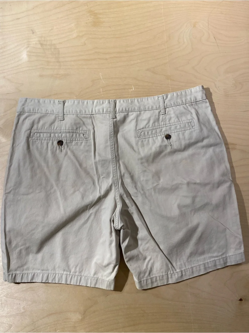 Faded Glory Men's Flat Front Chino Shorts in Light Khaki 46 (SX)